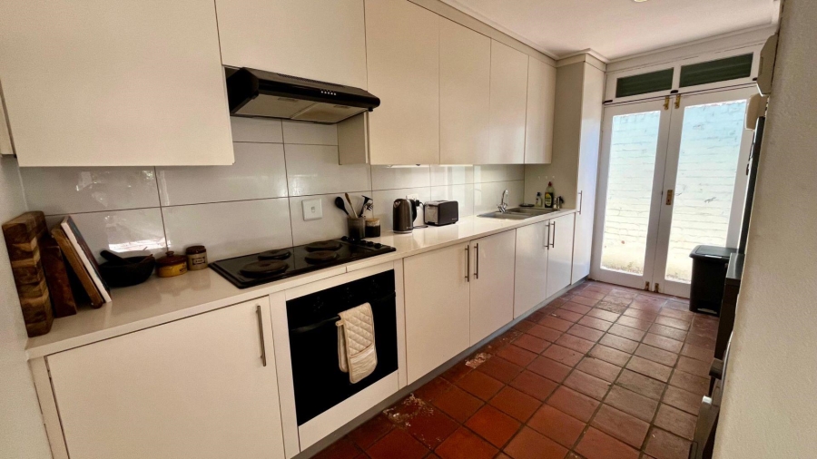 To Let 2 Bedroom Property for Rent in Observatory Western Cape